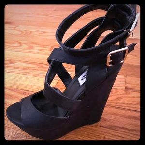 Steve Madden wedges